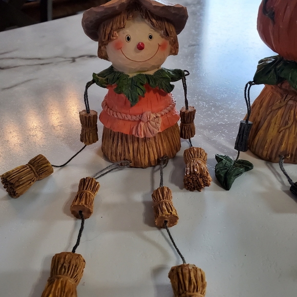 Scarecrow & Pumpkin Head Shelf Sitters 2 Piece Figurine Set - Picture 3 of 14